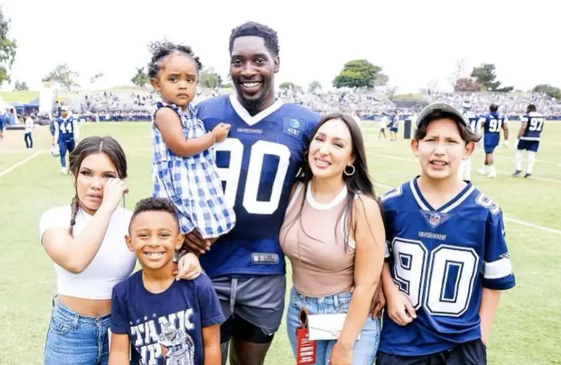 Demarcus Lawrence with Four Children