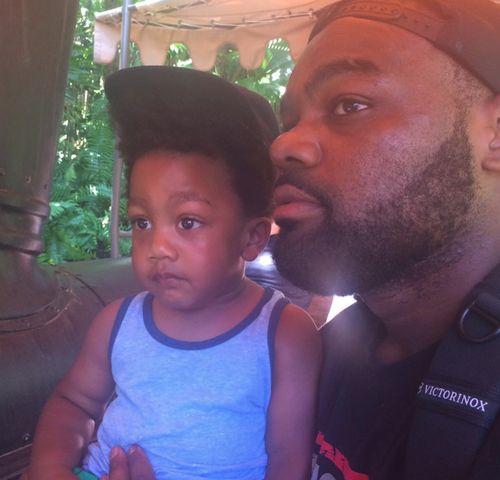 Michael Oher with his son