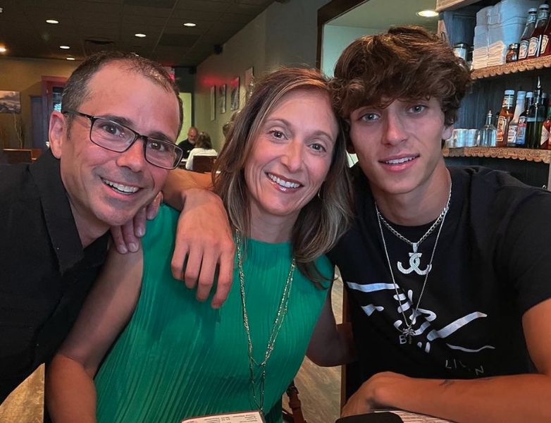 Josh Richards with his dad Jimmy and mom Patti