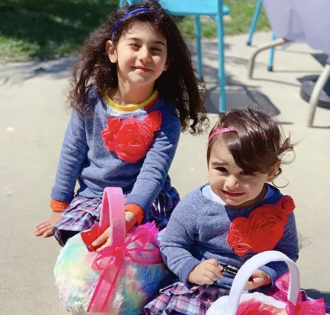 Araksya Karapetyan and Amir Yousefi's daughters Sevan Yousefi and Sona Yousefi