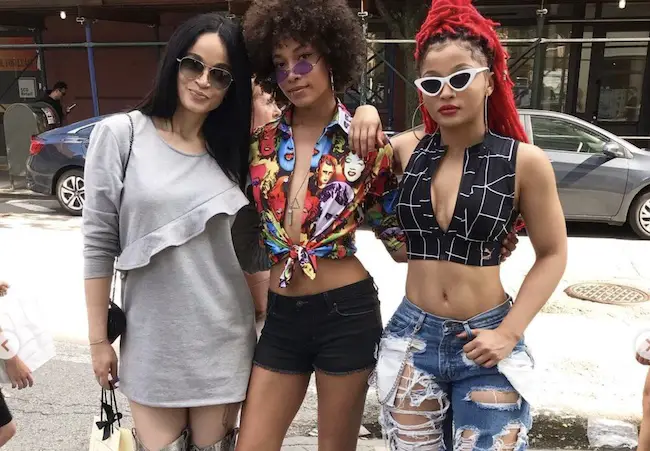 Charli Baltimore with her daughters, India and Sianni