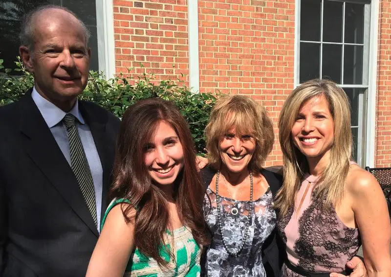 Lori Wachs with her parents and daughter Erica Wachs