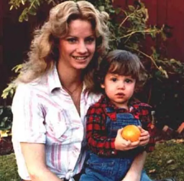 Neil Jason with his mother Tami