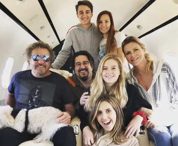 Aaron Hagar with his father, step-mom, half-siblings wife, and kids