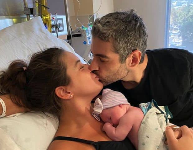 Andrew Aronow with wife Alaia Baldwin and daughter Iris Elle Aronow