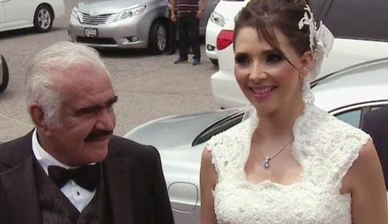 Vicente Fernandez and Alejandra Fernandez on her wedding day