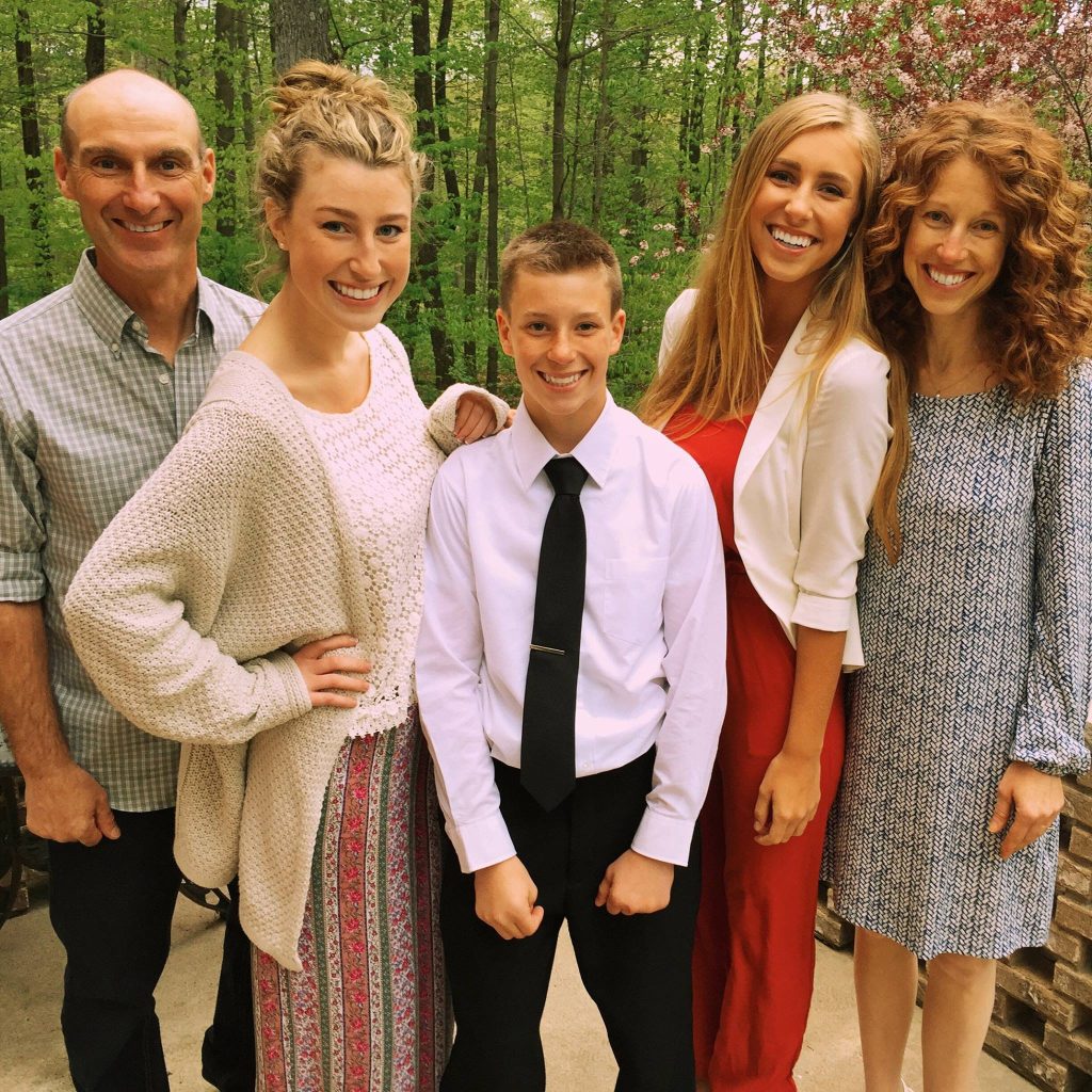 Anna Congdon with her sister, brother, and parents