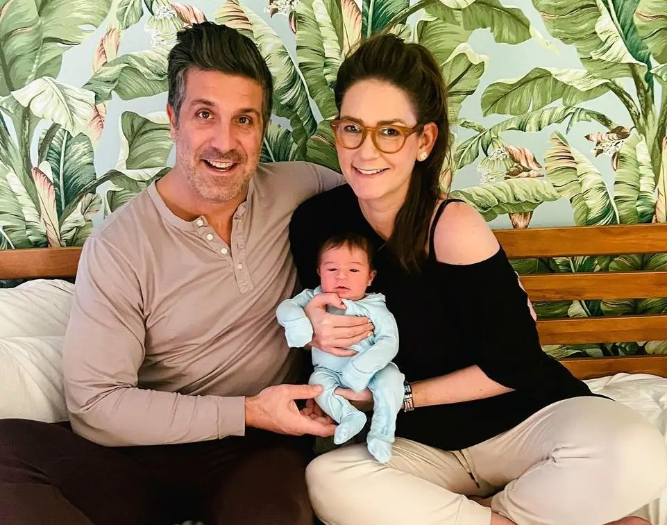 Jessica Tarlov with her husband Brian and daughter Cleo. (Jessica/Twitter)