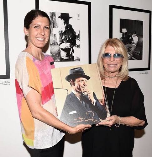 Amanda Kate Lambert with her mother Nancy Sinatra