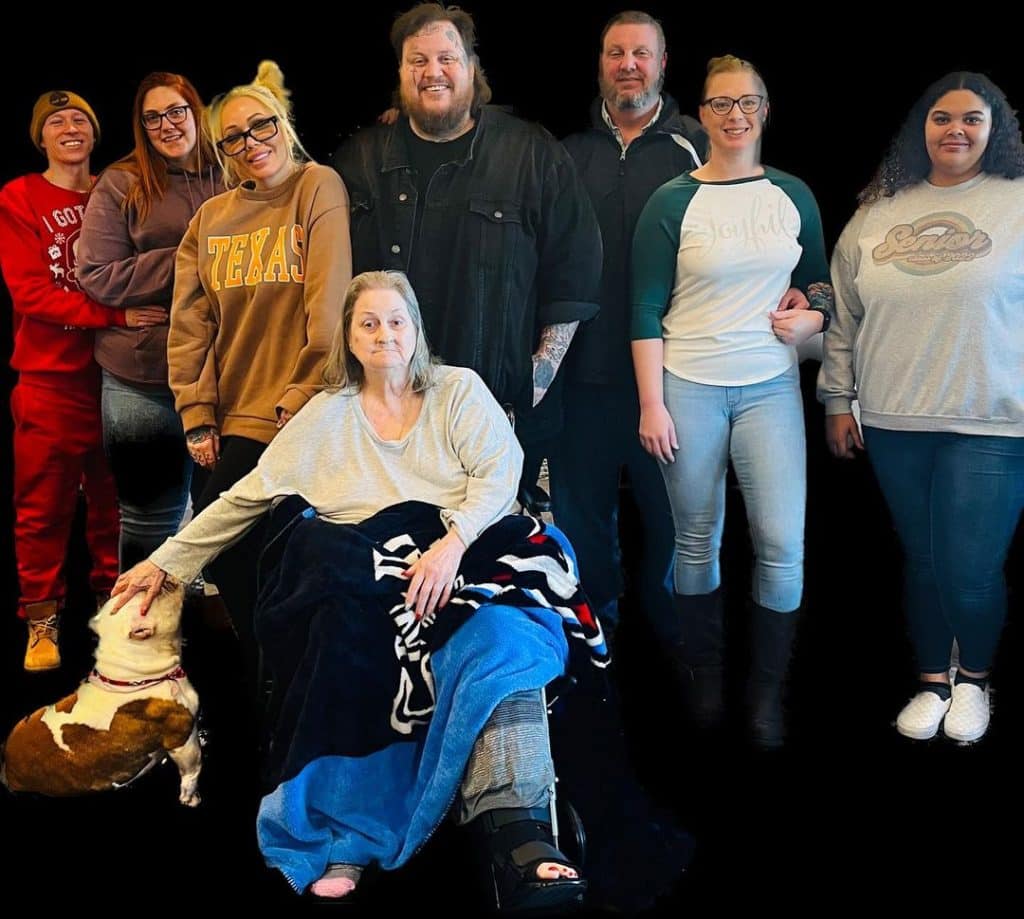 Jelly Roll with his mother, siblings, and family