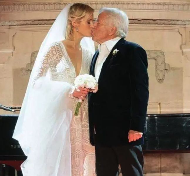 Dana Blumberg and Robert Kraft's wedding ceremony