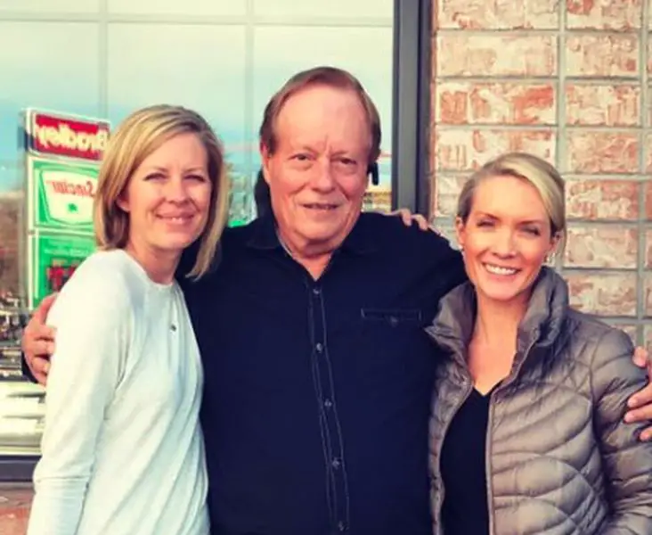 Dana Perino with her sister and father