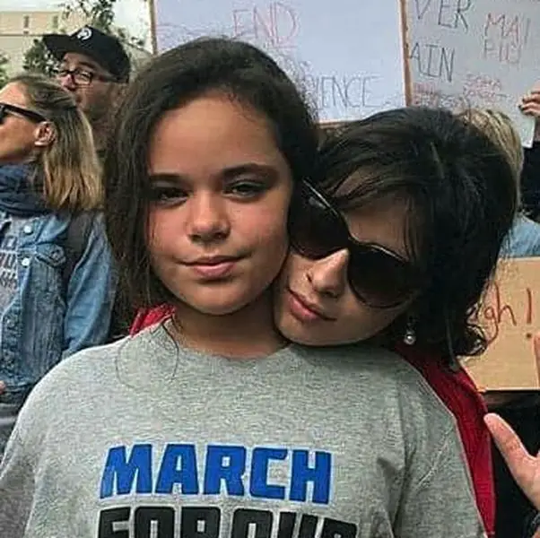 Sofia Cabello with her sister Camila Cabello