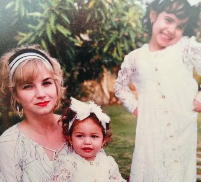 Sofia Carson with her mother and sister