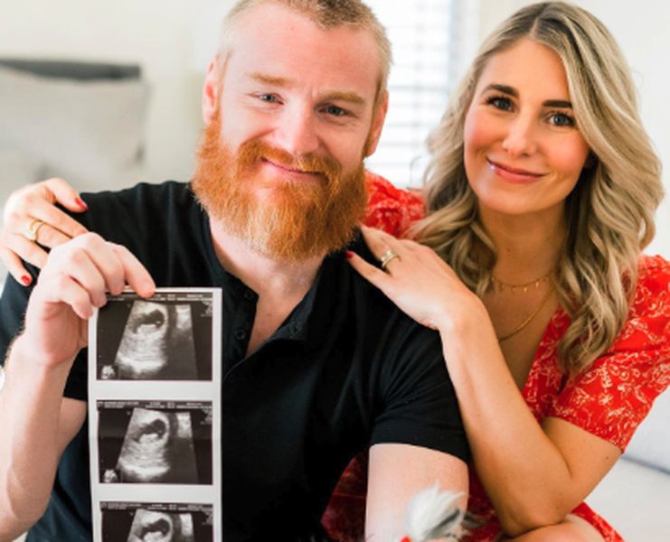 Wes Bergmann and Amanda Hornick pregnant