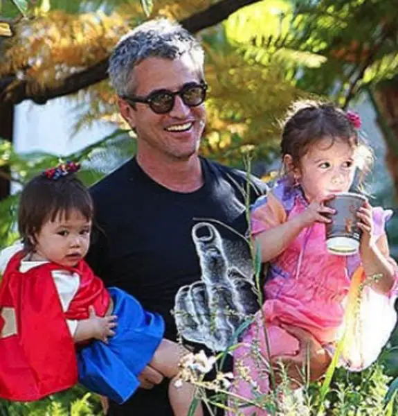 Dermot Mulroney with daughters Mabel and Sally