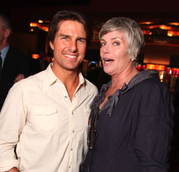 Kelly McGillis and Tom Cruise in 2022