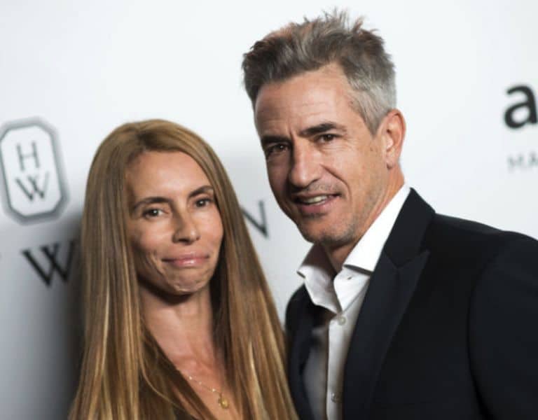 Tharita Cesaroni with husband Dermot Mulroney