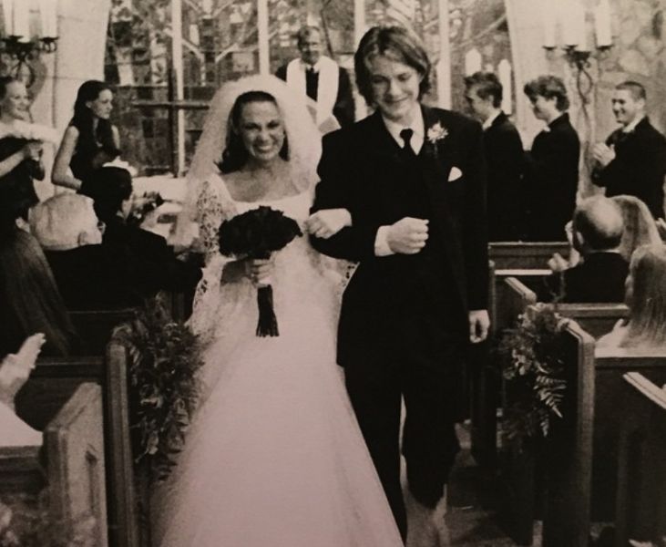 Natalie Anne Bryant and Taylor Hanson wedding picture