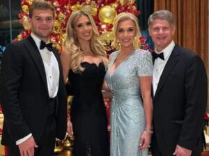 Tavia Shackles, Clark Hunt Wife: Age, Kids, Net Worth