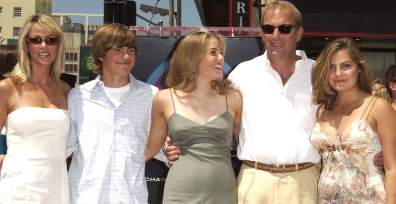 Kevin Costner with his kids