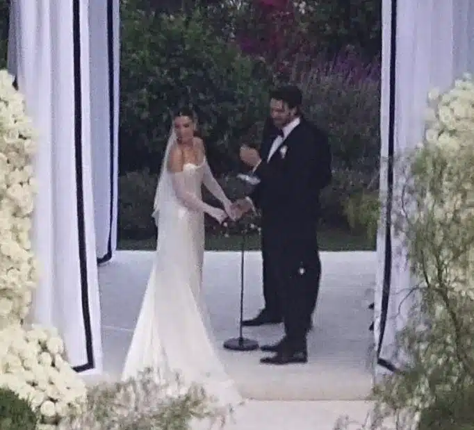 Hailee Steinfeld with husband Josh Allen at the altar